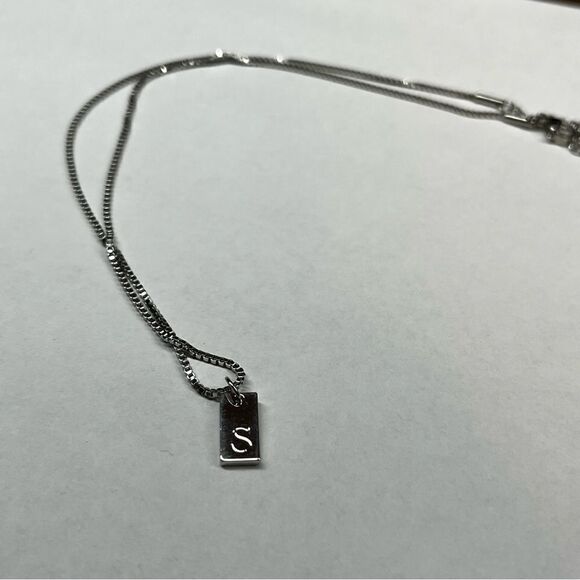 Silver plated Rectangular Tag letter “S” Engraving Pendant Necklace - Picture 6 of 14